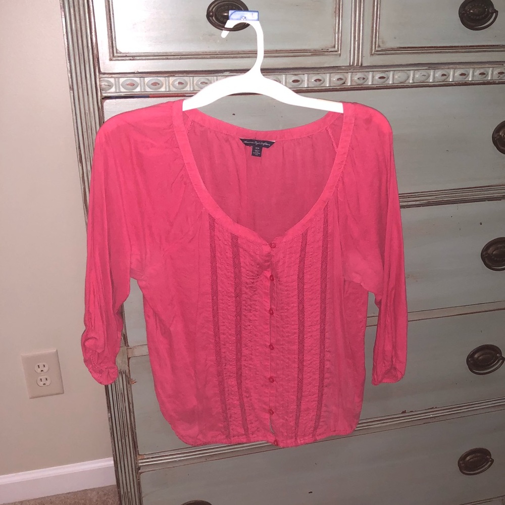 American Eagle top